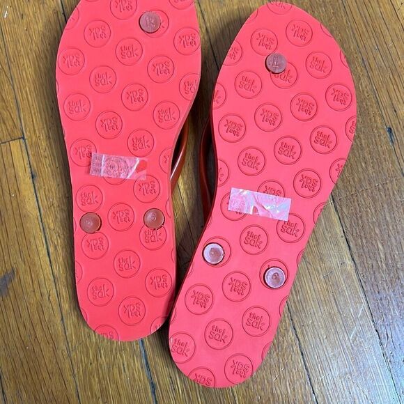 The Sak Flip Flops Red Crochet Bow Size 8 Flat Sandals - Picture 5 of 7